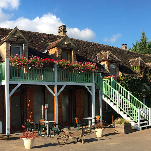 Le Sabbatin - Motel - Theil sur Vanne